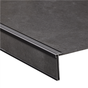 Co-pro - Trapprofielset PVC Zwart 15x45x1300mm - doos bevat 4 stuks - afbeelding 2