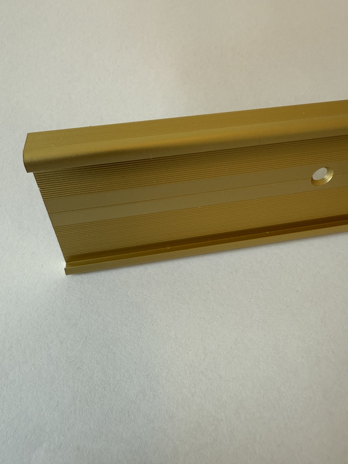Küberit - Trapneusprofiel 845 Zand F9 14x43mm t.b.v. 2-3mm PVC - 300cm (goud kleurig)
